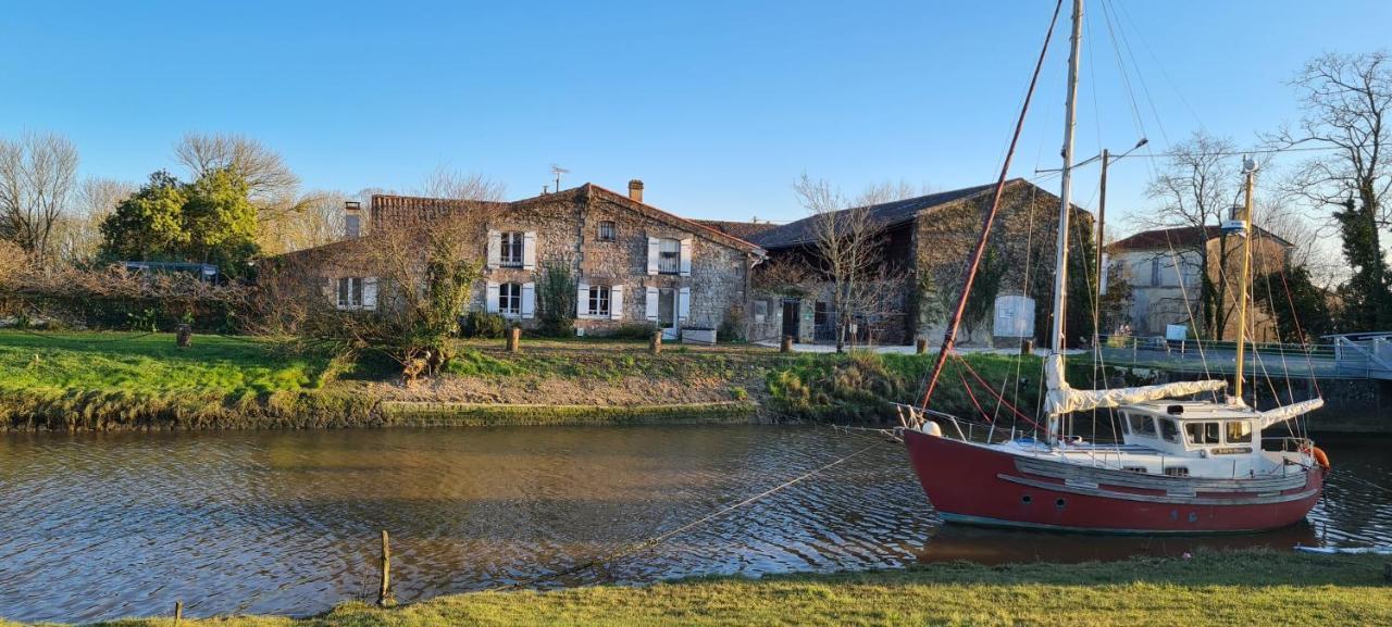 Villa Domaine des Prés de Joussac - Protocole sanitaire strict Jau-Dignac-et-Loirac Exterior foto